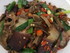 -红色湘菜馆(春风店)