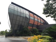 -上海滴水湖皇冠假日酒店