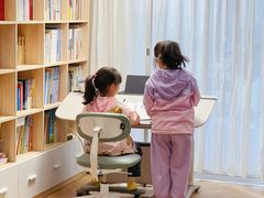 -康朴乐儿童学习桌椅(蓝色港湾店)