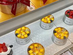 -花花卷卷·鲜食蛋糕(静安久光百货店)