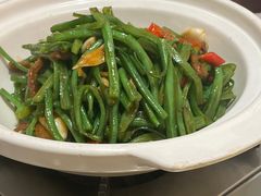 -小菜园新徽菜(宜兴八佰伴店)