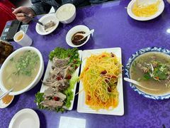 -穆豪麦蒸碗羊羔肉