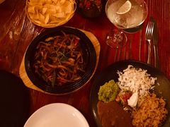 -Pistolera Mexican Cantina女枪手墨西哥餐厅(碧云路店)