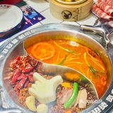 性价比也是超级高的~手工蛋饺：皮薄里边肉馅多