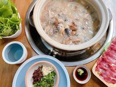 -云朵石锅鱼·野生菌餐厅(蒗放店)