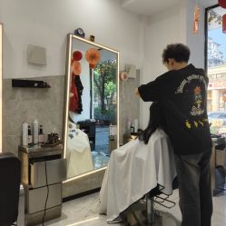 -吉艺心专业美发造型