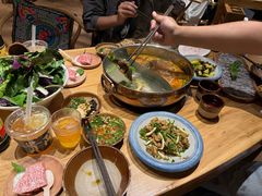 -黔诚多彩火锅(甲秀楼店)