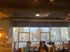 -大头虾越式风味餐厅(光明广场店)