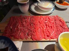 -伴山牛贵州黄牛肉火锅·苗疆非遗艺术餐厅(上海首店)