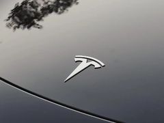 -TESLA 特斯拉(上海太古汇体验店)