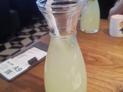 -新白鹿餐厅(滨江银泰店)