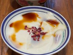 -云阿蛮云南生烫牛肉米线(奉贤路店)