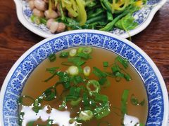 -崇德楼水盆牛羊肉泡馍馆(文艺路店)