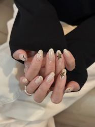-纤贝儿美甲·科技美肤