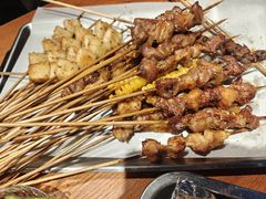 -京狮炙燥·精酿烧烤(首经贸店)