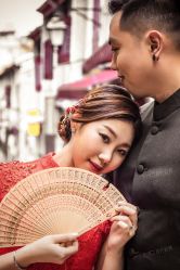 -现代经典婚纱摄影