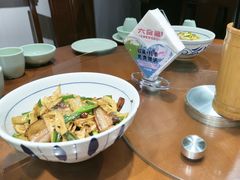 -六合居·明厨亮灶餐厅(成双大道店)