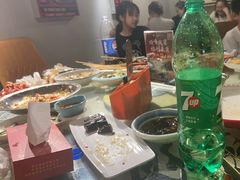 -顶峰夜宴·龙虾烧烤大排档(九江学院店)