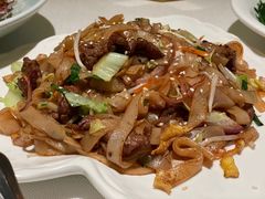 干炒牛河-顺峰(农展馆店)