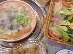 -阿婆情腊排骨火锅(金虹路店)