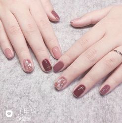 -Pink You美甲美睫纹绣定制中心