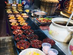 -八一路好吃街(雨田商务大厦店)