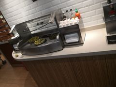 -The Habit Burger Grill 哈比特汉堡(爱琴海店)