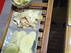 -秋语木桶鱼.酸菜鱼(开发区火车站店)