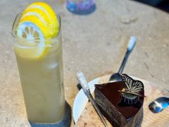 浓情巧克力蛋糕-影吧•悬崖海景(珠海凤凰湾悦椿酒店)