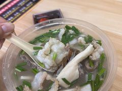 -牛师傅广式药膳牛骨汤美食(江南西店)