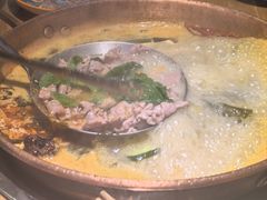 -洱火云南酸菜牛肉火锅(石景山当代商城店)