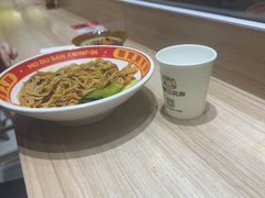 -魔都三兄弟酸辣粉·蘸卤炸串(虹桥万科店)