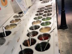 自助调料区-番食园鲜食火锅(高新店)