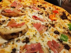 韩式烤牛肉披萨-机器人火炉披萨(爱琴海店)