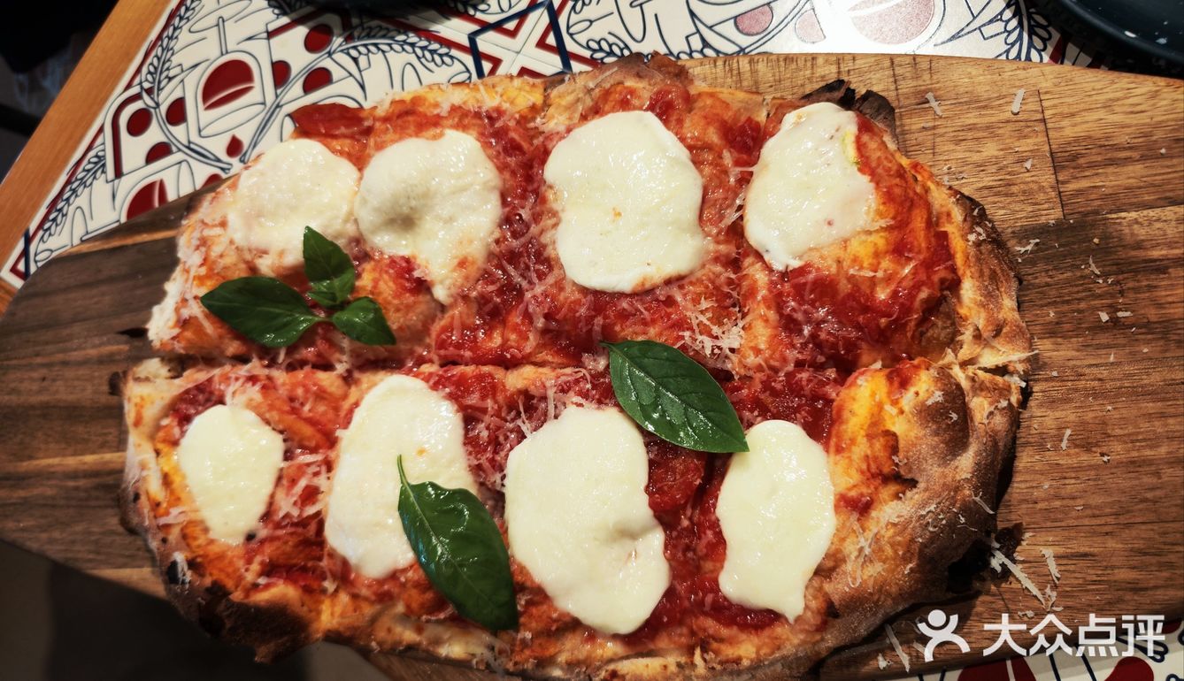 意大利🇮🇹披萨大满足~