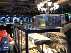 面包甜点陈列柜-红跑车(三孝口店)