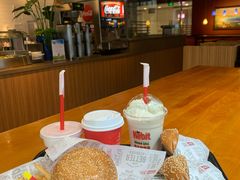 -The Habit Burger Grill 哈比特汉堡(复兴soho店)
