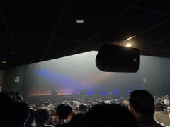 -瑞虹新天地月亮湾