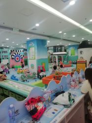 -孩子王童乐园(唐山万达广场店)