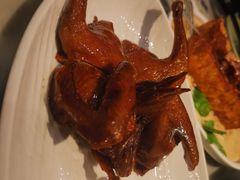 蝴蝶里招牌乳鸽-蝴蝶里·粤菜·点心(龙湖杭州金沙天街店)