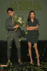 -玛奇朵婚纱摄影