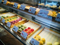 面包甜点陈列柜-南宋胡记(杭州体育场路店)