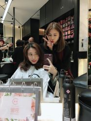-HAIR CORNER