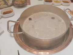 -洪氏嗨捞·猪肚鸡火锅(阳光天地店)