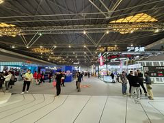 -东浩兰生上海世博展览馆