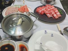 -红鼎豆捞·非遗鲍皇汤火锅(宝丰路店)