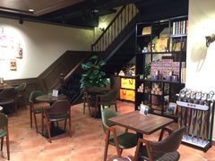 等位区-黄远堂凤梨酥·伴手礼(中山路六店)