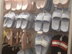 -名创优品(天津市河东万达广场店)
