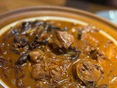 山蘑菇炖小公鸡-一轩饺子馆(丽都店)