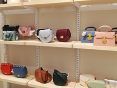 -hotwind热风(中贸广场店)